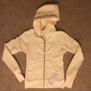 NWT lululemon Scuba Hoodie